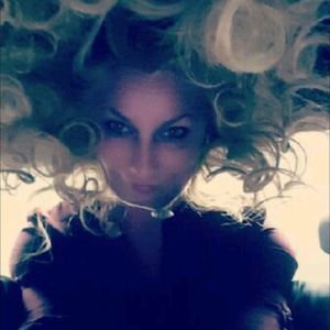 Meet your Posher, Stacy